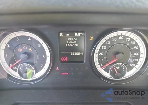 2018 Ram 1500 Express 4X2 6'4 Box z USA, uszkodzony, nr VIN 1C6RR6FT7JS160682